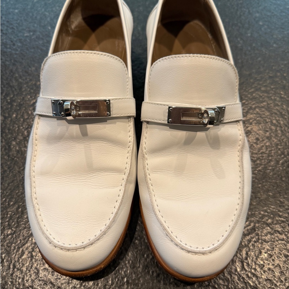 HERMES Destin White Loafers 37.5